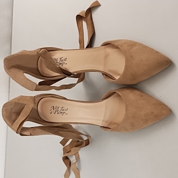 Not Just A Pump 7 Vegan Tan Suede High Heel Ankle Tie Boho Dress Shoe Jean Shoe - Picture 9 of 10
